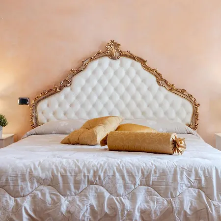 La Casa Di Tonina 夸尔图-圣埃莱娜